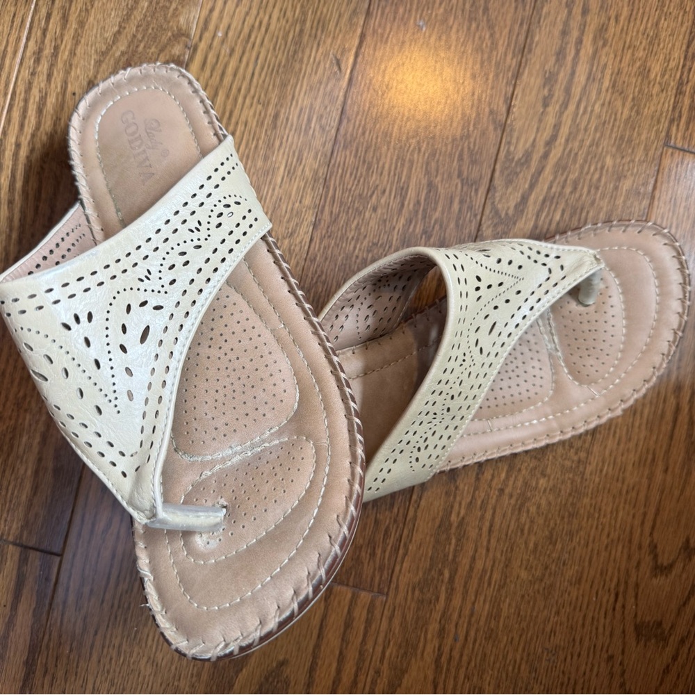 Lady Godiva Tan wedge sandals
